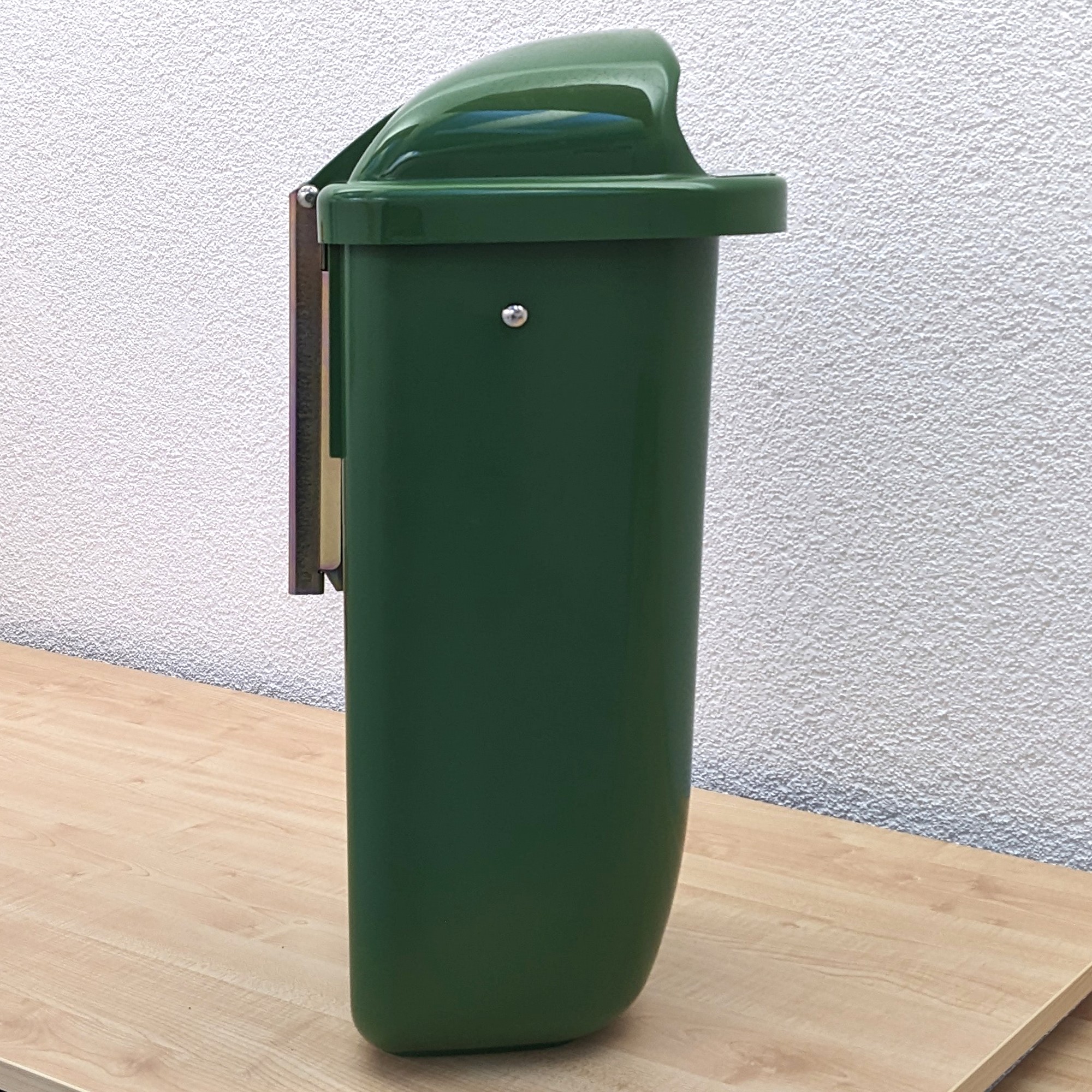 22294_weber_1c DIN Papierkorb Grün